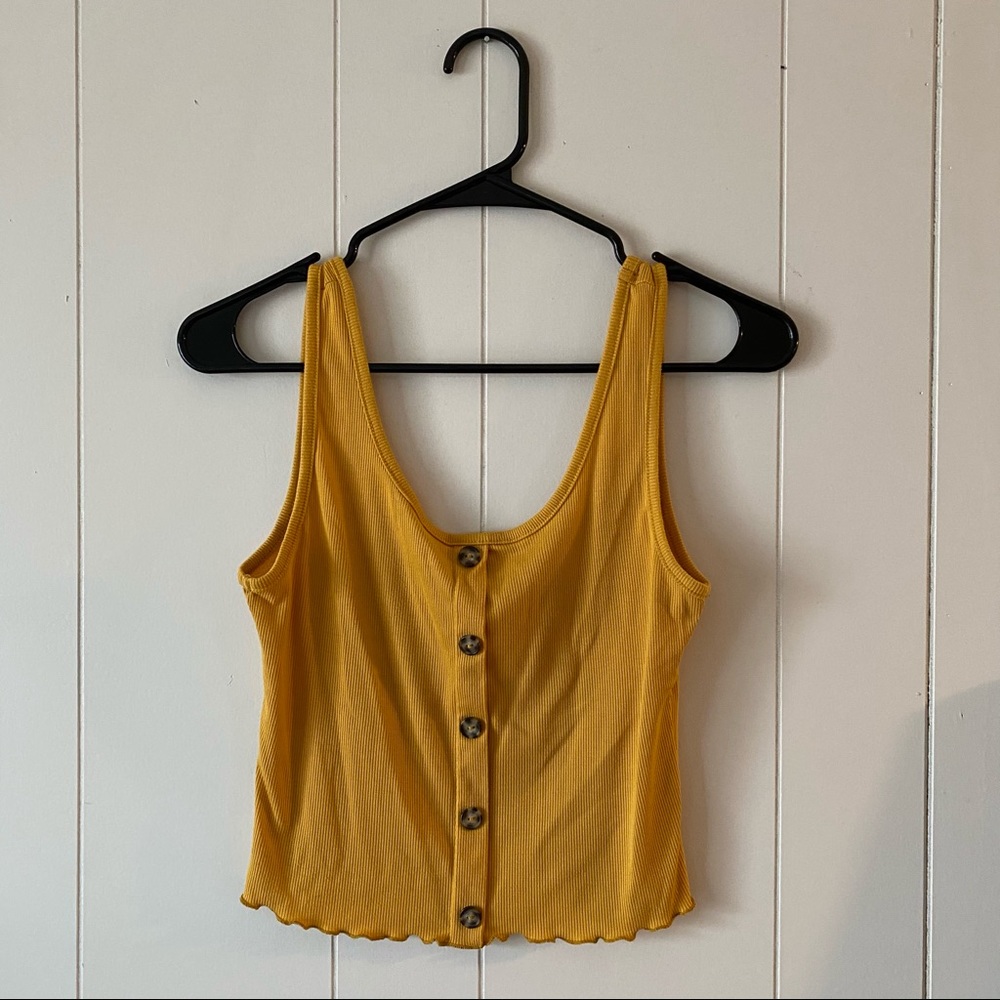 Live in the moment crop top